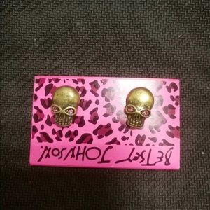 Pink Eyes Small Skull 💀 Earrings